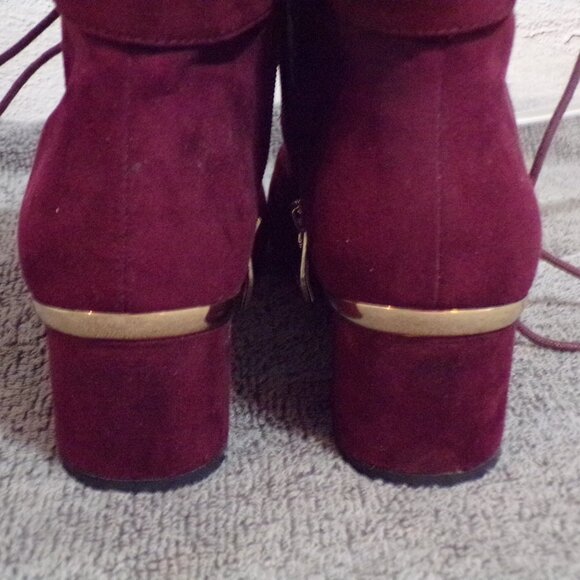 Liz Claiborne "Garret" Heeled Lace Zipper Boots Velvet Feel Burgundy 6 1/2 M - Picture 5 of 7